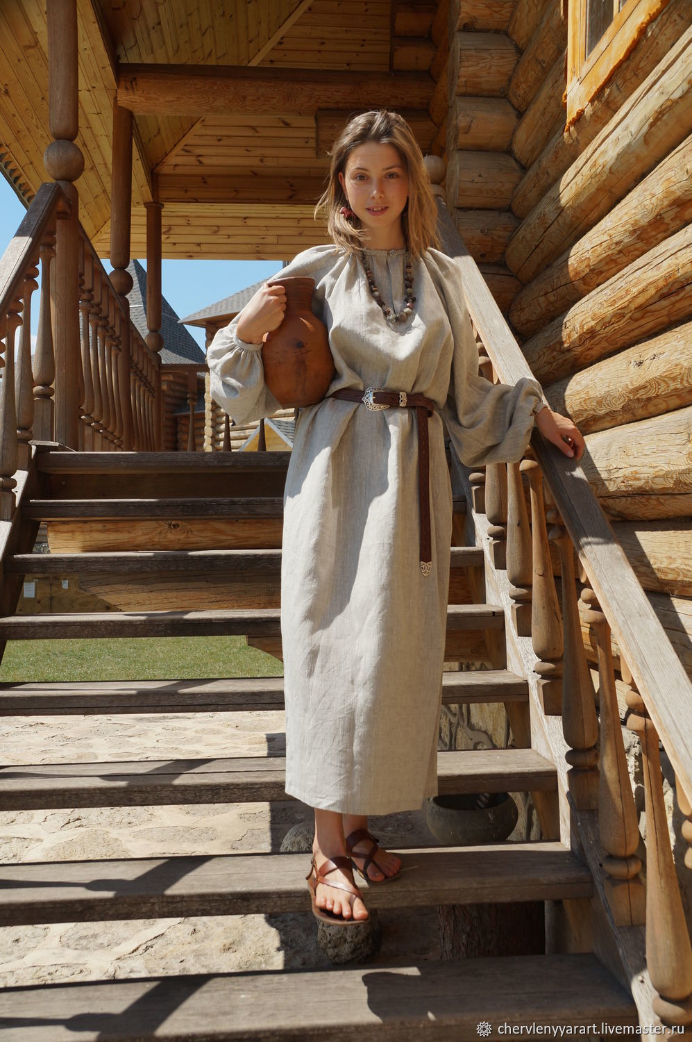 Girls in Slavic costumes in Bhilai